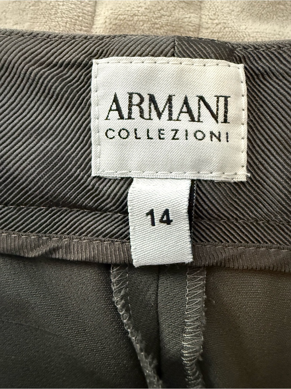 Armani Collezioni Women's Straight-Leg Trousers in Gray - Size 14 - Picture 12 of 14